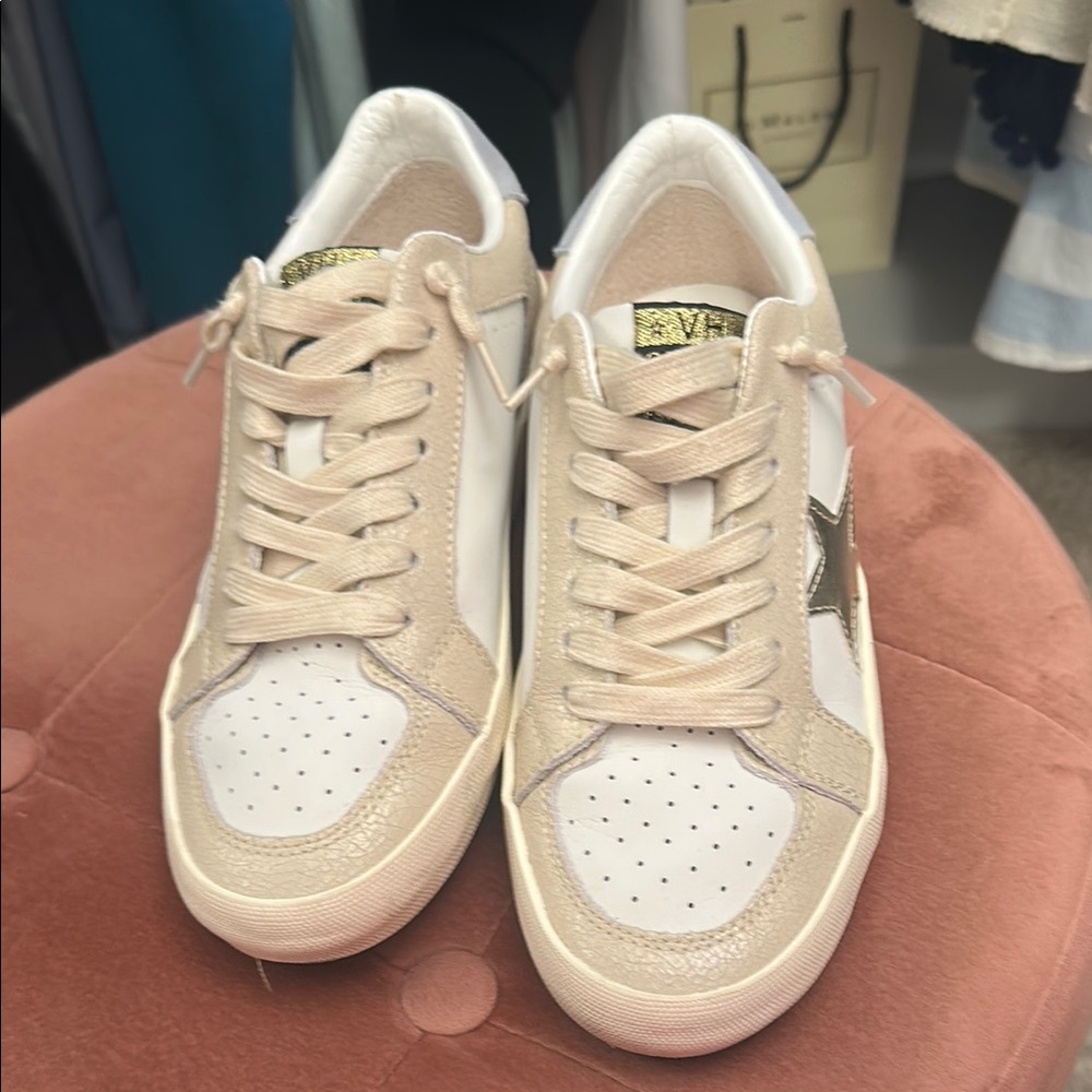 Vintage Havana Cream and White Sneakers with Perforated Toe Box